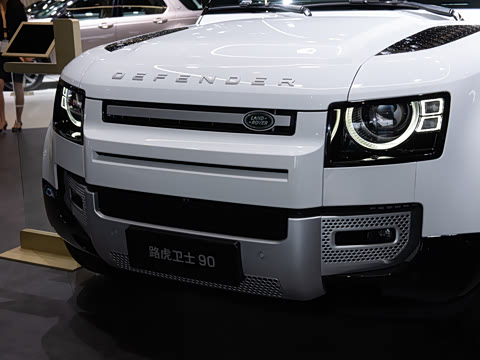 2024�� 90 3.0T P400 HSE