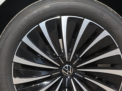 2022�� 380TSI ����