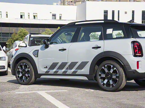 2023�� 2.0T COOPER S ALL4 ����ر��