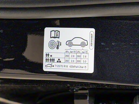 2024�� 380TSI �ǿվ�Ӣ��