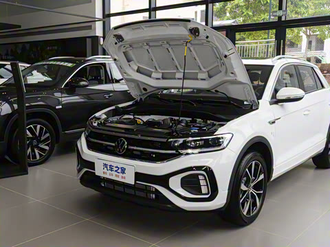 2025�� �Ŀ�� 300TSI DSG���������