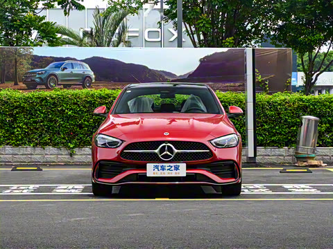 2025�� �Ŀ� C 260 L �˶���