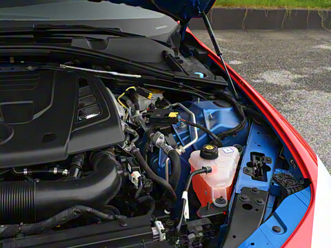 2025�� 2.0T 280HP ��ͨ���¾���