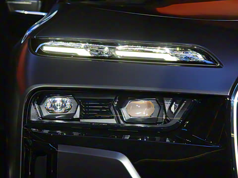 2023�� 740Li ������ M�˶���װ