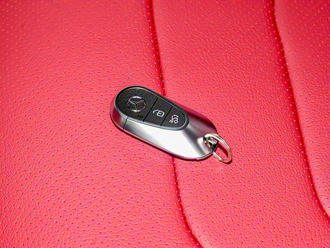 2025�� �Ŀ� E 300 L ʱ����