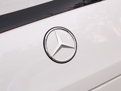2025�� �Ŀ� GLC 260 4MATIC ����SUV