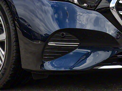 2025�� �Ŀ� E 300 L ʱ����