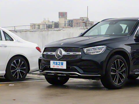 2022�� �Ŀ� GLC 300 L 4MATIC ������