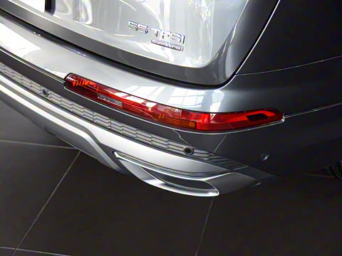 2022�� 55 TFSI quattro S line�˶���