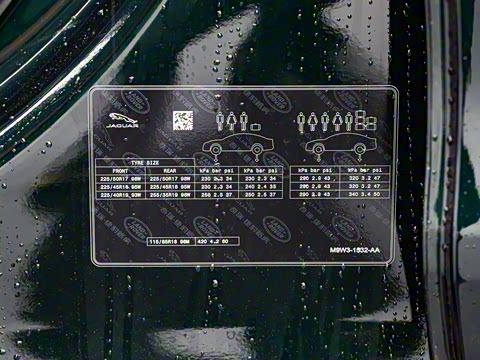 2025�� 2.0T 250PS R-DYNAMIC 90�����ذ�