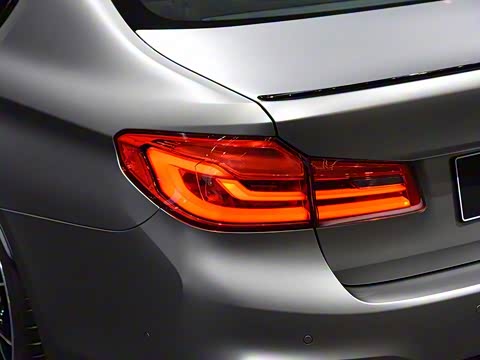 2019�� M5 ������