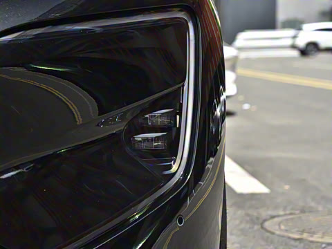 2025�� Ultra���������