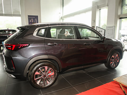 2025�� 1.5T CVT����������