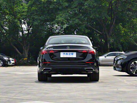 2025�� �Ŀ� E 300 ʱ�����˶���