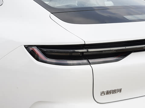 2025�� 130km EM-i ����