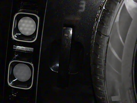 2022�� 110 V8 007��ذ�