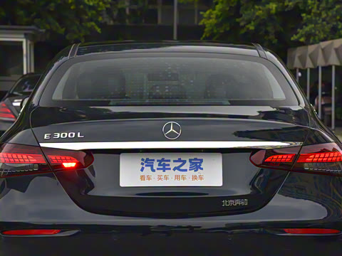 2023�� �Ŀ� E 300 L ʱ����