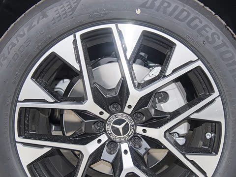 2023�� �Ŀ� GLC 260 L 4MATIC ������ 5��