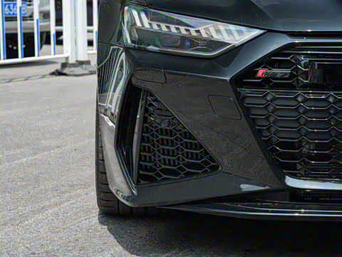 2025�� RS 7 4.0T Sportback performance