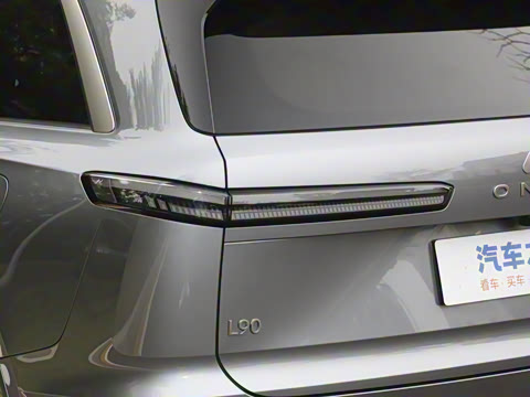 2025�� Max ������