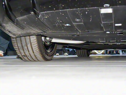 2025�� 703km Ultra�˶���