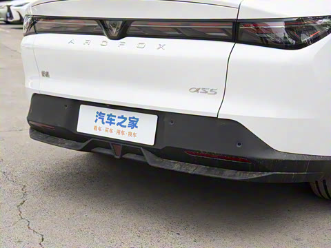 2025�� 560MAX 185kW