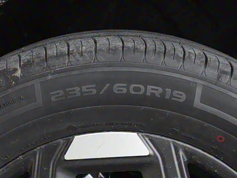 2025�� 2.0TD XWD��Խ