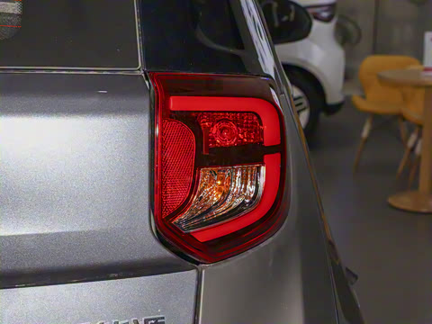 2025�� 251km ϲ���� 25.05kWh