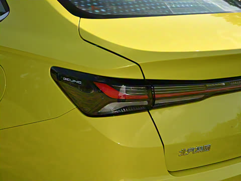 2023�� R600 ������