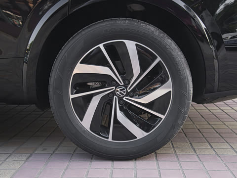 2023�� �Ŀ� 330TSI ������