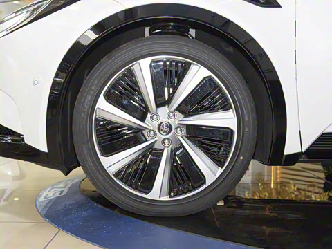 2025�� 630 PRO���а�