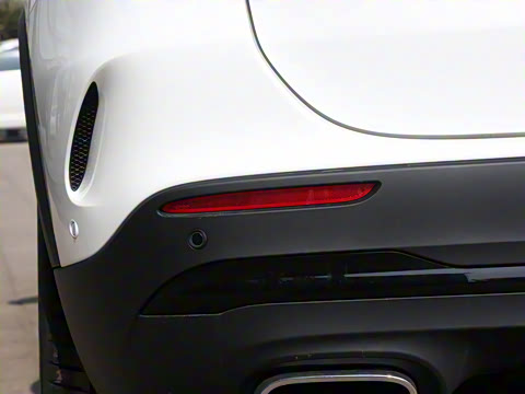 2023�� GLA 220 4MATIC