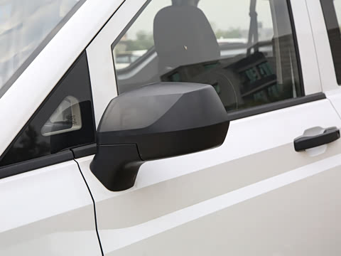 2022�� 2.0L �ֶ���ҵ��