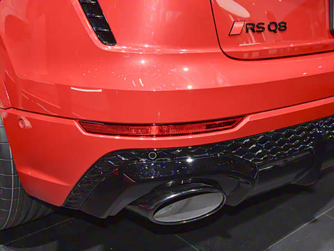 2025�� RS Q8 4.0T performance