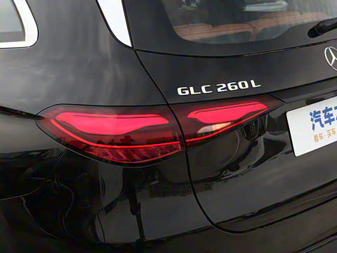 2023�� �Ŀ� GLC 260 L 4MATIC ������ 7��