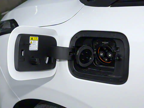 2023�� PRO �������а� 425km