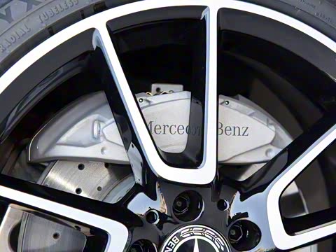 2019�� C 260 4MATIC ���ܳ�