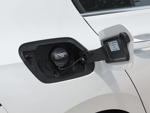 2025�� �Ŀ�� 300TSI R-Line