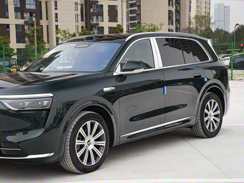 2025�� ���� Ultra�� 53.4kWh 5����