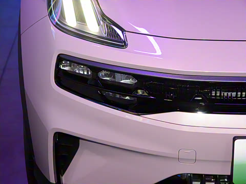 2023�� 1.5T Remix PHEV Shero