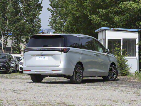 2025�� ½�� ������ 7��