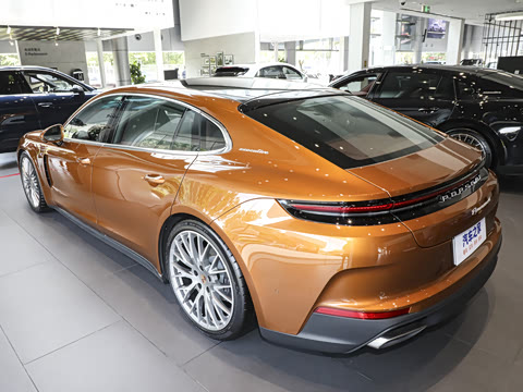2024�� Panamera 4 �����ӳ��� 2.9T