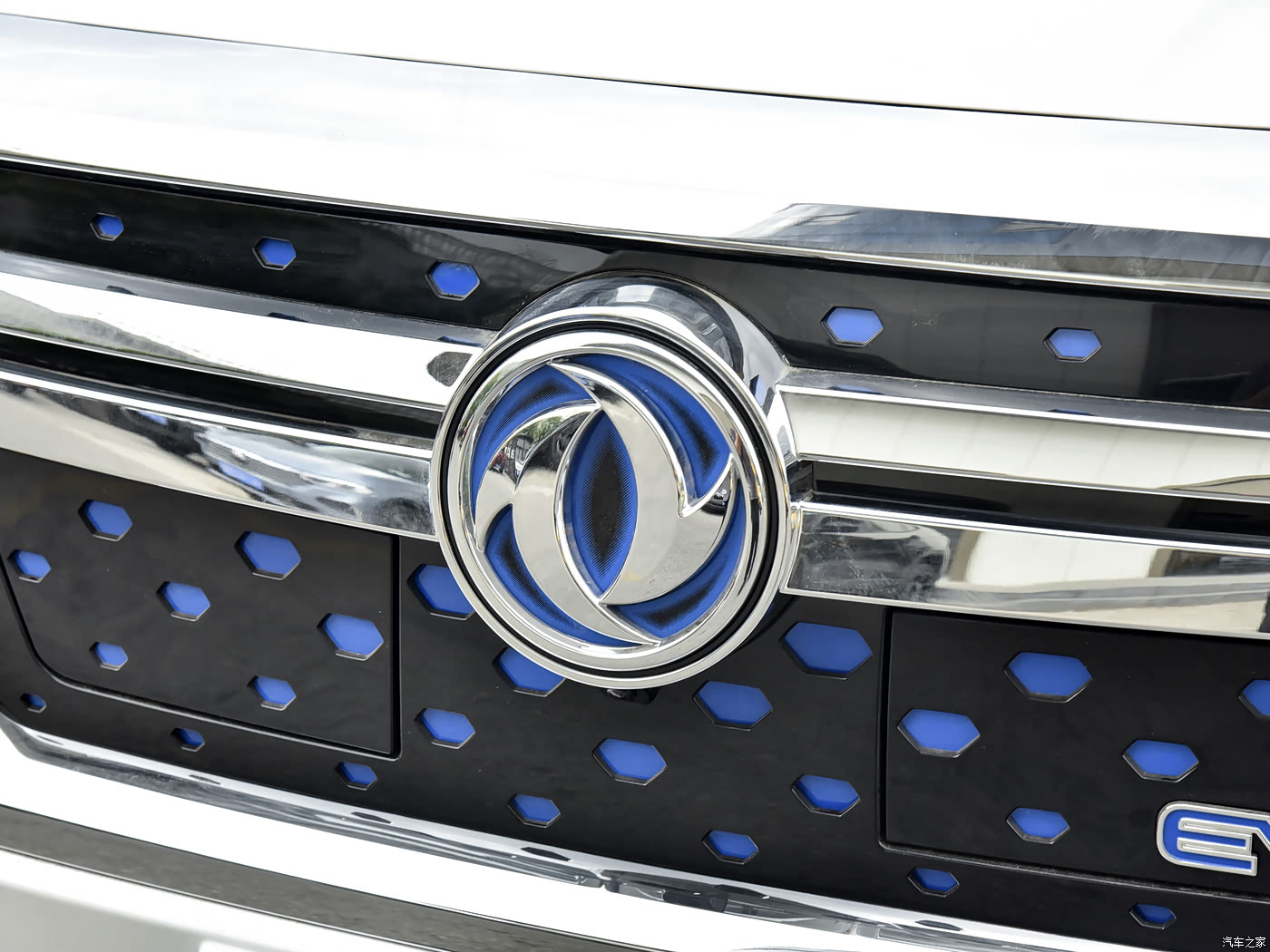 汽车之家 |锐骐6新能源|图片|外观|内饰|高清大图|实拍图