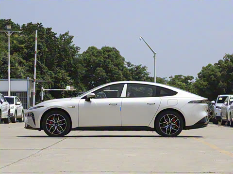 2025�� ���� 550Pro�캽��