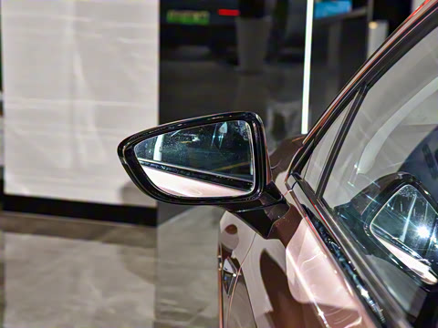 2023�� 70 ����� �������