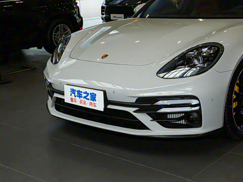 2021�� Panamera Turbo S �����ӳ��� 4.0T