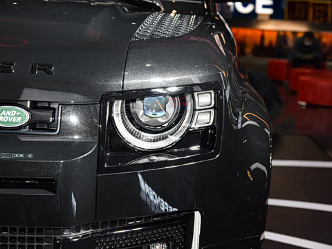 2022�� 110 V8 007��ذ�