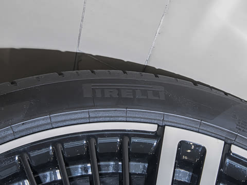 2025�� 102kWh ǩ����