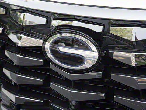 2025�� Ǭ��ϵ�� Ultra ͷ�Ȳ�