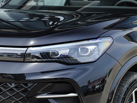 2025�� PRO 380TSI ���� R-Line �����